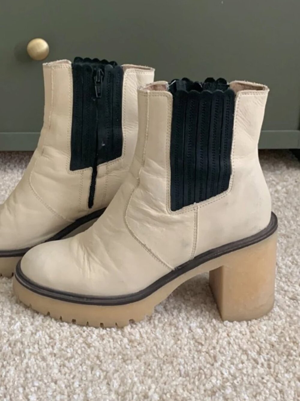 Free People James Leather Chelsea Boots Off White Lug Sole Heel EU39 US 8.5
